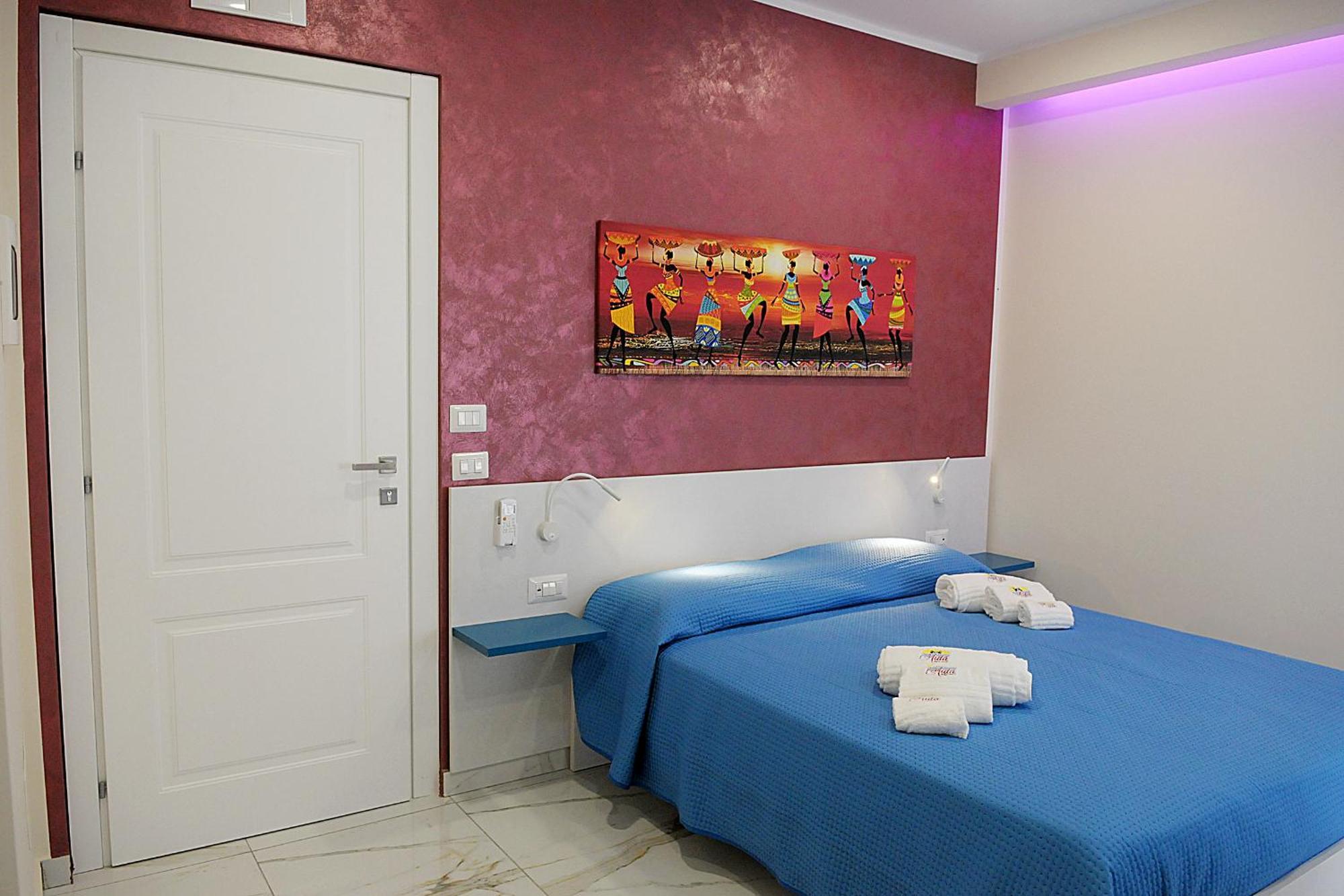 B&B Aida Rooms צ'פאלו מראה חיצוני תמונה