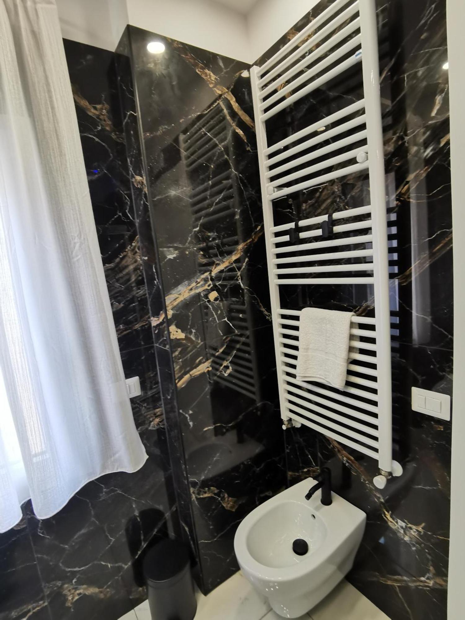 B&B Aida Rooms צ'פאלו מראה חיצוני תמונה